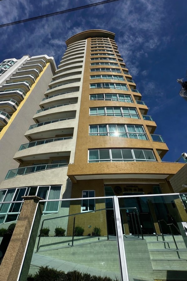 Apartamento para venda, 188m², com 3 dormitórios - Centro